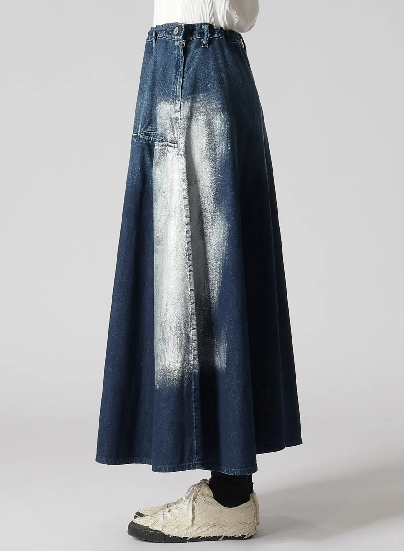 GUSSET FLARE DENIM SKIRT