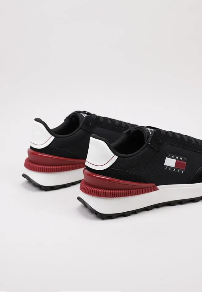 TJM TECHNICAL RUNNER Tommy Hilfiger BASKETS PLATES