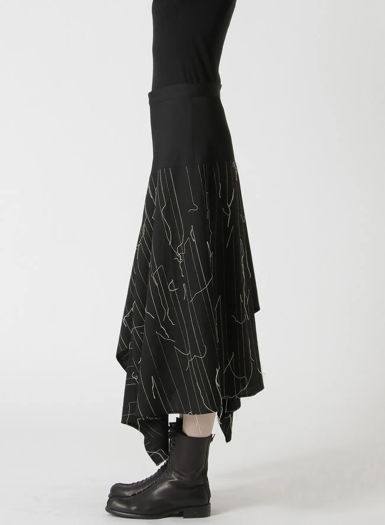 WOOL ASYMMETRIC FLARED SKIRT